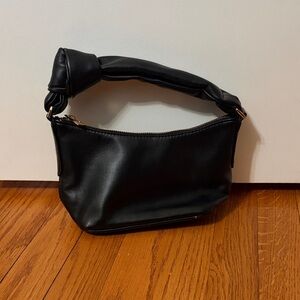 Black Shoulder Bag